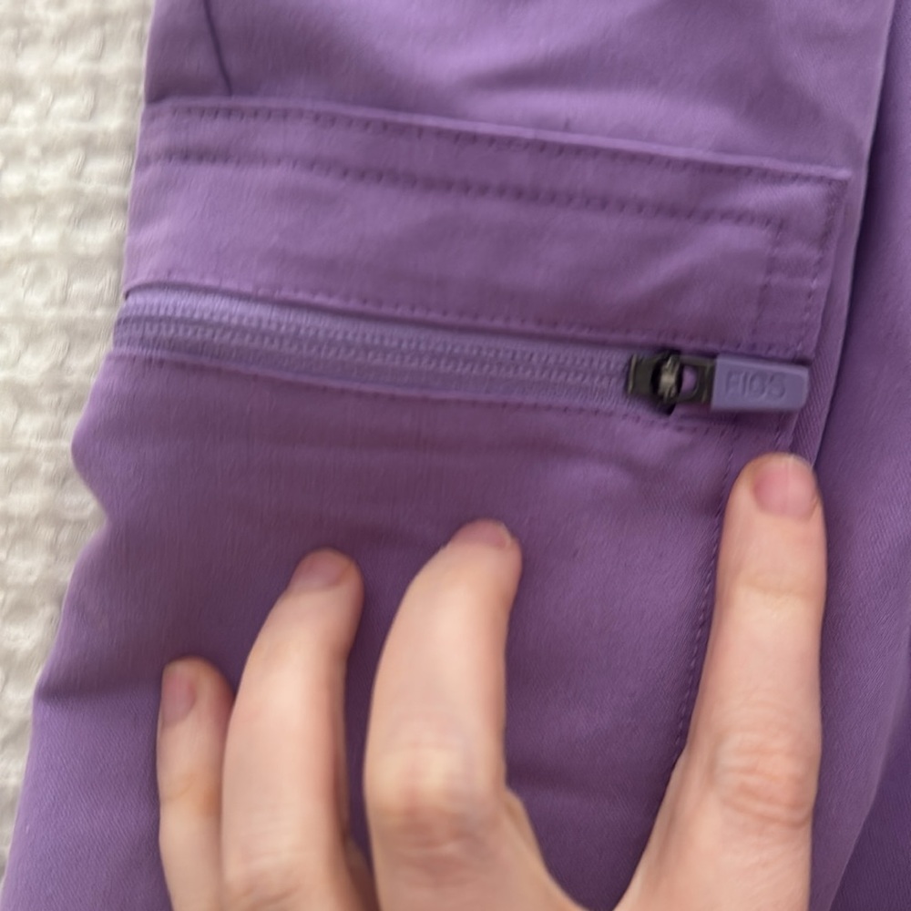 Purple Figs Zamora Scrub Jogger - Picture 3 of 4